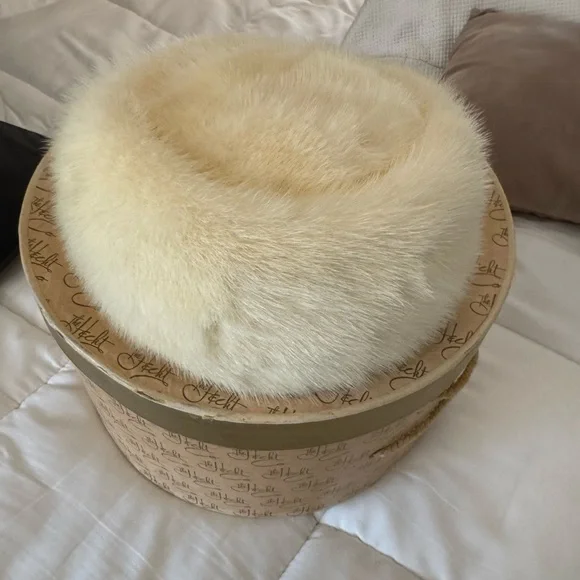 Saga Full Length Black Mink Coat with 2 mink Caps in black and white. - Picture 8 of 15